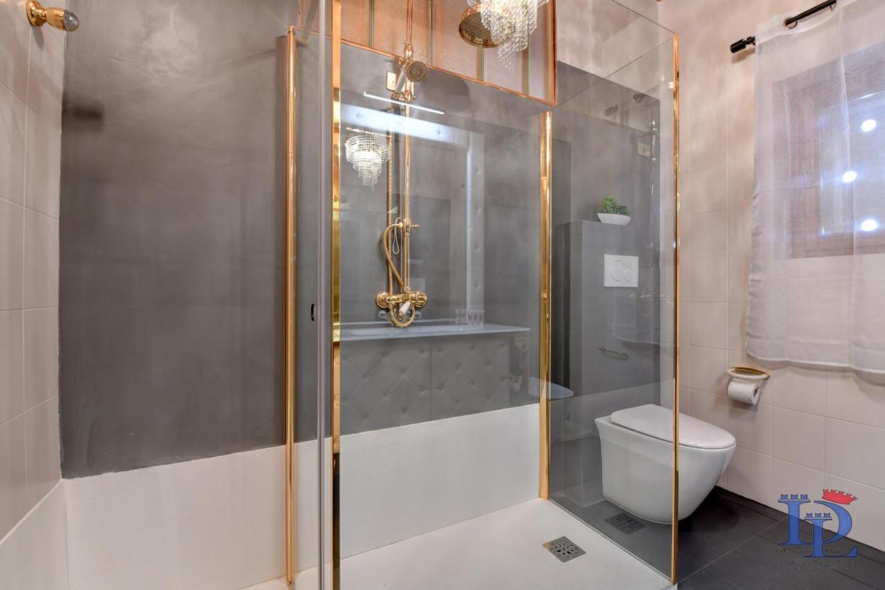 Apartment Desenzanoloft Official Partner Marriott Homes & - Swarovski Family With Pool *